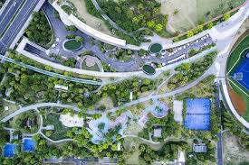 巴特罗·科隆达成 247 胜，超越马丁内斯成为拉美胜投王